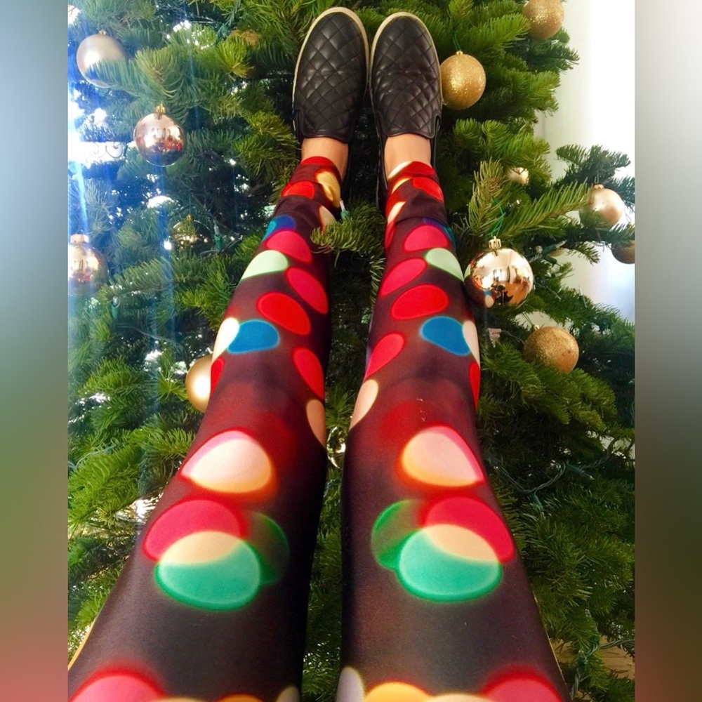Goldsheep Christmas Lens Flare Cropped Leggings Size: Large